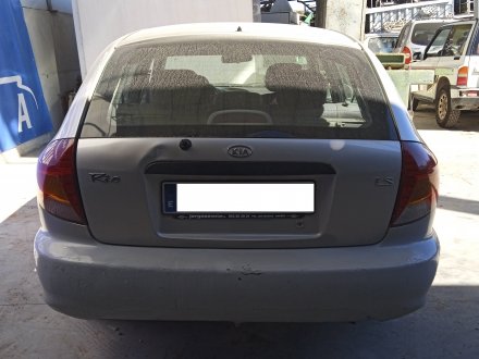 Vehiculo en el desguace: KIA RIO LS Berlina