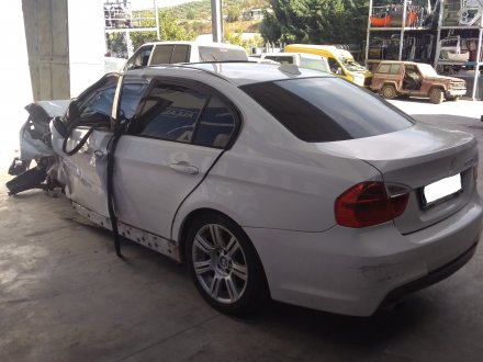 Vehiculo en el desguace: BMW SERIE 3 BERLINA (E90) 320d