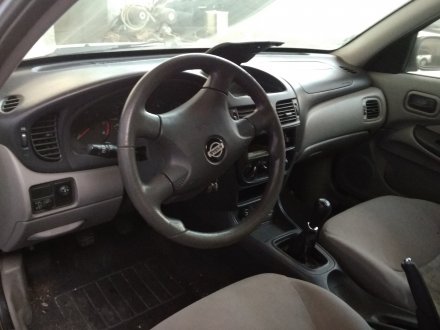 Vehiculo en el desguace: NISSAN ALMERA (N16/E) Acenta