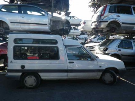 Vehiculo en el desguace: RENAULT RAPID/EXPRESS (F40) 1.6 D Familiar (F404)