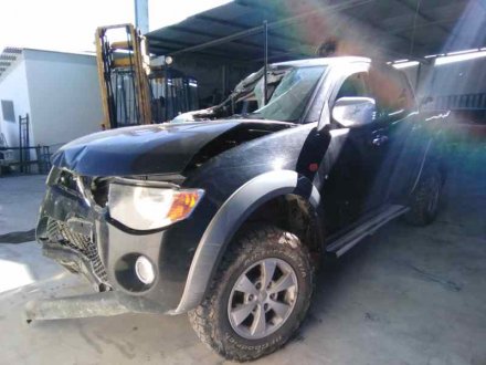 Vehiculo en el desguace: MITSUBISHI L 200 (KA0/KB0) Cabina doble Invite 4x4