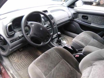 Vehiculo en el desguace: RENAULT LAGUNA (B56) 1.8 RN (B56B)