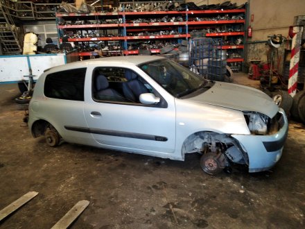 Vehiculo en el desguace: RENAULT CLIO II FASE II (B/CB0) Authentique