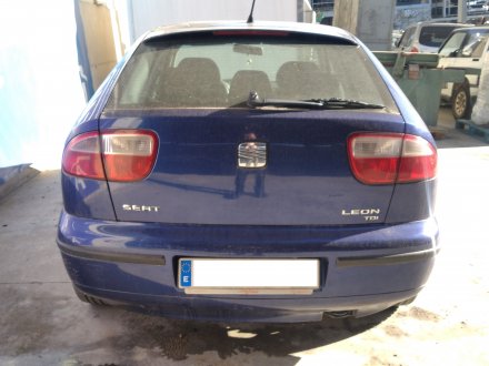 Vehiculo en el desguace: SEAT LEON (1M1) Signo