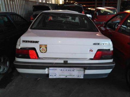 Vehiculo en el desguace: PEUGEOT 405 BERLINA GR Exclusive