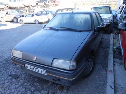 Vehiculo en el desguace: RENAULT 19 853705