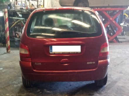 Vehiculo en el desguace: RENAULT SCENIC (JA..) 1.6 16V Authentique (JA0B/11)