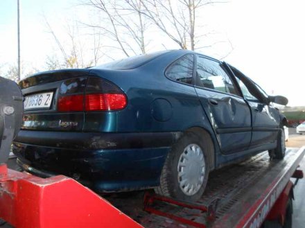 Vehiculo en el desguace: RENAULT LAGUNA (B56) 2.0 D RN (B56F/G)