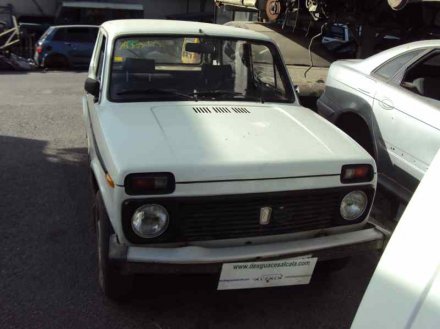 Vehiculo en el desguace: LADA NIVA ( 2121 / 21213 / 21214 / 21215 ) *