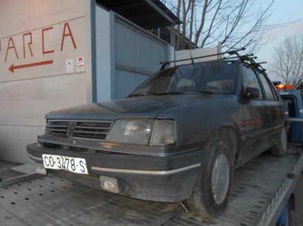 Vehiculo en el desguace: PEUGEOT 309 Graffic Diesel