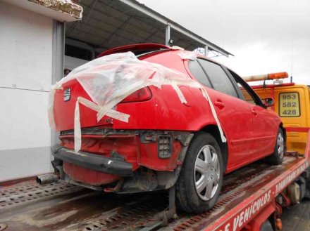 Vehiculo en el desguace: SEAT LEON (1M1) Signo