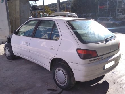 Vehiculo en el desguace: PEUGEOT 306 BERLINA 3/5 PUERTAS (S1) Style D