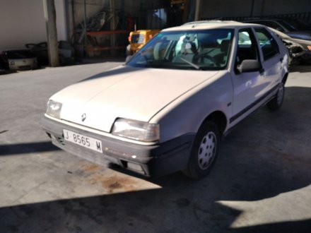 Vehiculo en el desguace: RENAULT 19 (B/C/L53) *