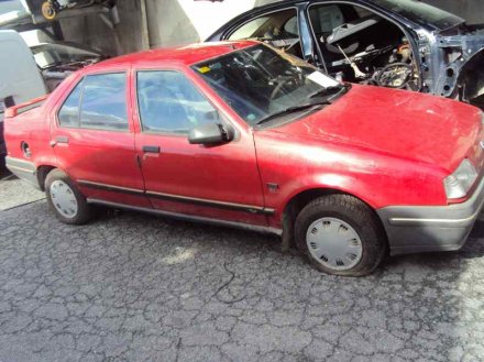 Vehiculo en el desguace: RENAULT 19 (B/C/L53) *