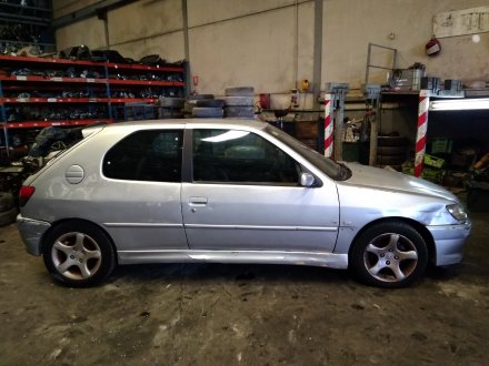 Vehiculo en el desguace: PEUGEOT 306 BERLINA 3/4/5 PUERTAS (S2) XS