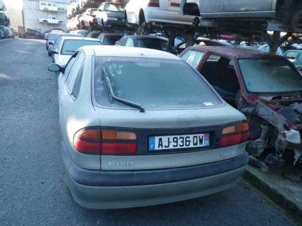 Vehiculo en el desguace: RENAULT LAGUNA (B56) 1.8 Anade