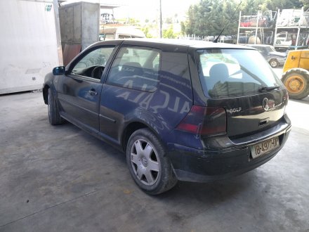 Vehiculo en el desguace: VOLKSWAGEN GOLF IV BERLINA (1J1) 1.9 TDI