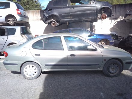 Vehiculo en el desguace: RENAULT MEGANE I FASE 2 CLASSIC (LA..) 1.9 D Authentique