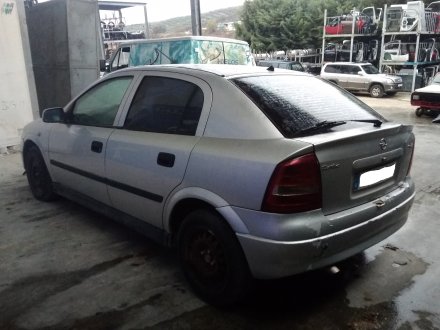 Vehiculo en el desguace: OPEL ASTRA G BERLINA Club