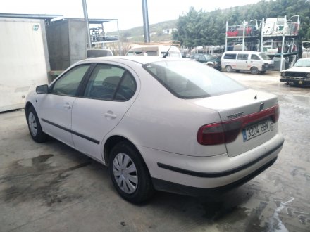 Vehiculo en el desguace: SEAT TOLEDO (1M2) Signo