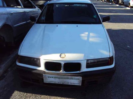 Vehiculo en el desguace: BMW SERIE 3 BERLINA (E36) 320i