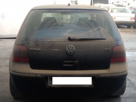 Vehiculo en el desguace: VOLKSWAGEN GOLF IV BERLINA (1J1) Advance