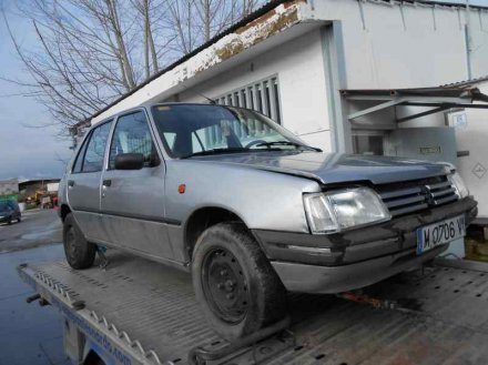 Vehiculo en el desguace: PEUGEOT 205 BERLINA 1.8 D Generation