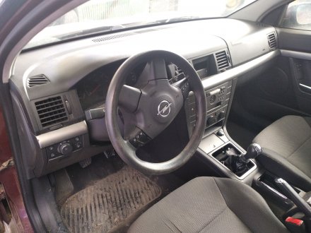 Vehiculo en el desguace: OPEL VECTRA C BERLINA 2.0 DTI