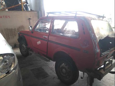 Vehiculo en el desguace: LADA NIVA ( 2121 / 21213 / 21214 / 21215 ) *