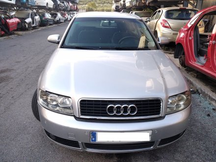 Vehiculo en el desguace: AUDI A4 BERLINA (8E) 2.5 TDI (114kW)