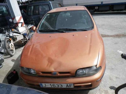 Vehiculo en el desguace: FIAT BRAVO (182) 16V 80 SX