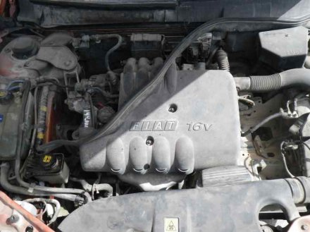 Vehiculo en el desguace: FIAT BRAVO (182) 16V 80 SX