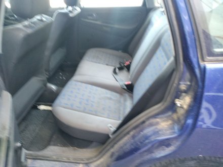 Vehiculo en el desguace: SEAT CORDOBA BERLINA (6K2) 1.9 SDI