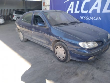 Vehiculo en el desguace: RENAULT MEGANE I CLASSIC (LA0) 1.9 dTi Alize