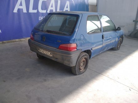 Vehiculo en el desguace: PEUGEOT 106 (S2) Max