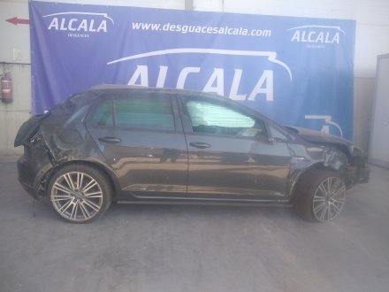 Vehiculo en el desguace: VOLKSWAGEN GOLF VII LIM. *