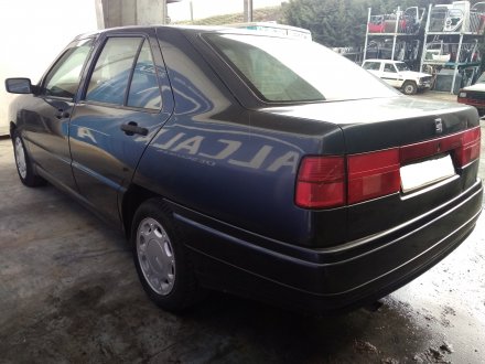 Vehiculo en el desguace: SEAT TOLEDO (1L) Base