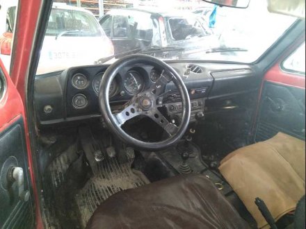 Vehiculo en el desguace: LADA NIVA ( 2121 / 21213 / 21214 / 21215 ) Basis