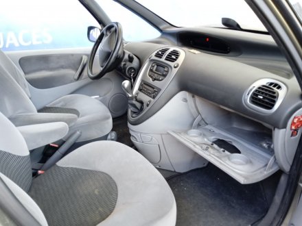 Vehiculo en el desguace: CITROËN XSARA PICASSO 1.6 16V Exclusive