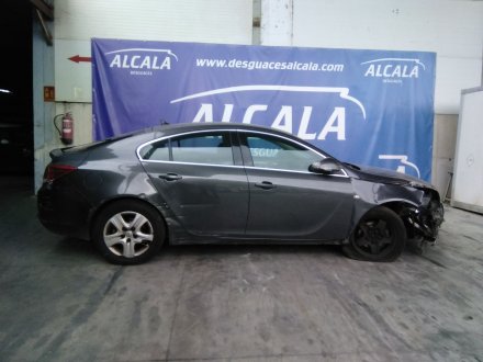 Vehiculo en el desguace: OPEL INSIGNIA BERLINA Essentia