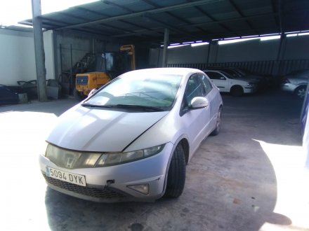 Vehiculo en el desguace: HONDA Civic Berlina 5 (FK) 1.8 Sport