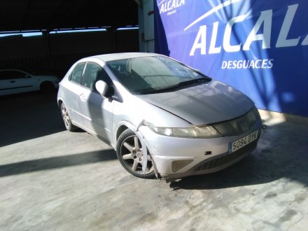 Vehiculo en el desguace: HONDA Civic Berlina 5 (FK) 1.8 Sport