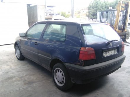 Vehiculo en el desguace: VOLKSWAGEN GOLF III BERLINA (1H1) 1.6