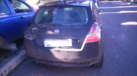 Vehiculo en el desguace: FIAT STILO (192) 1.9 JTD / 1.9 JTD 115 Active