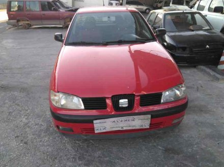 Vehiculo en el desguace: SEAT IBIZA (6K1) Signo