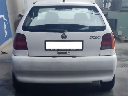 Vehiculo en el desguace: VOLKSWAGEN POLO BERLINA (6N1) Básico