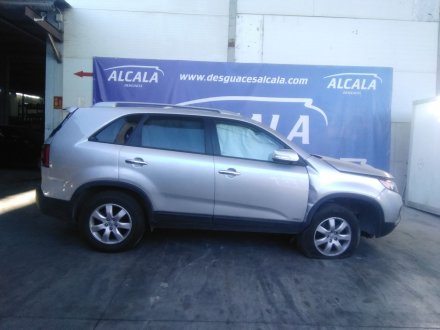 Vehiculo en el desguace: KIA SORENTO Active 4WD