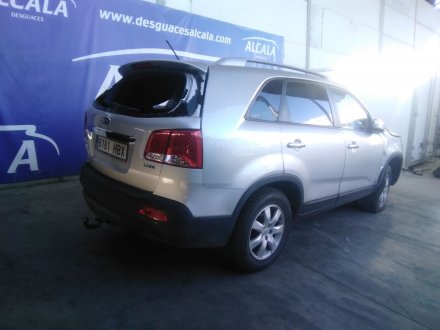 Vehiculo en el desguace: KIA SORENTO Active 4WD