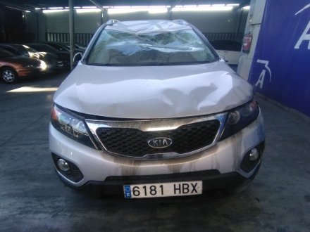 Vehiculo en el desguace: KIA SORENTO Active 4WD