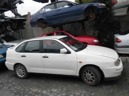 Vehiculo en el desguace: SEAT CORDOBA BERLINA (6K2) Dream